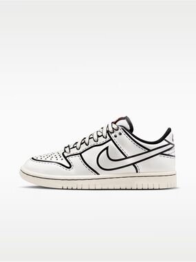 Nike Dunk Low x LEGO®